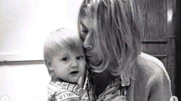 Kurt Cobain e a filha - Foto: Reprodução / Instagram